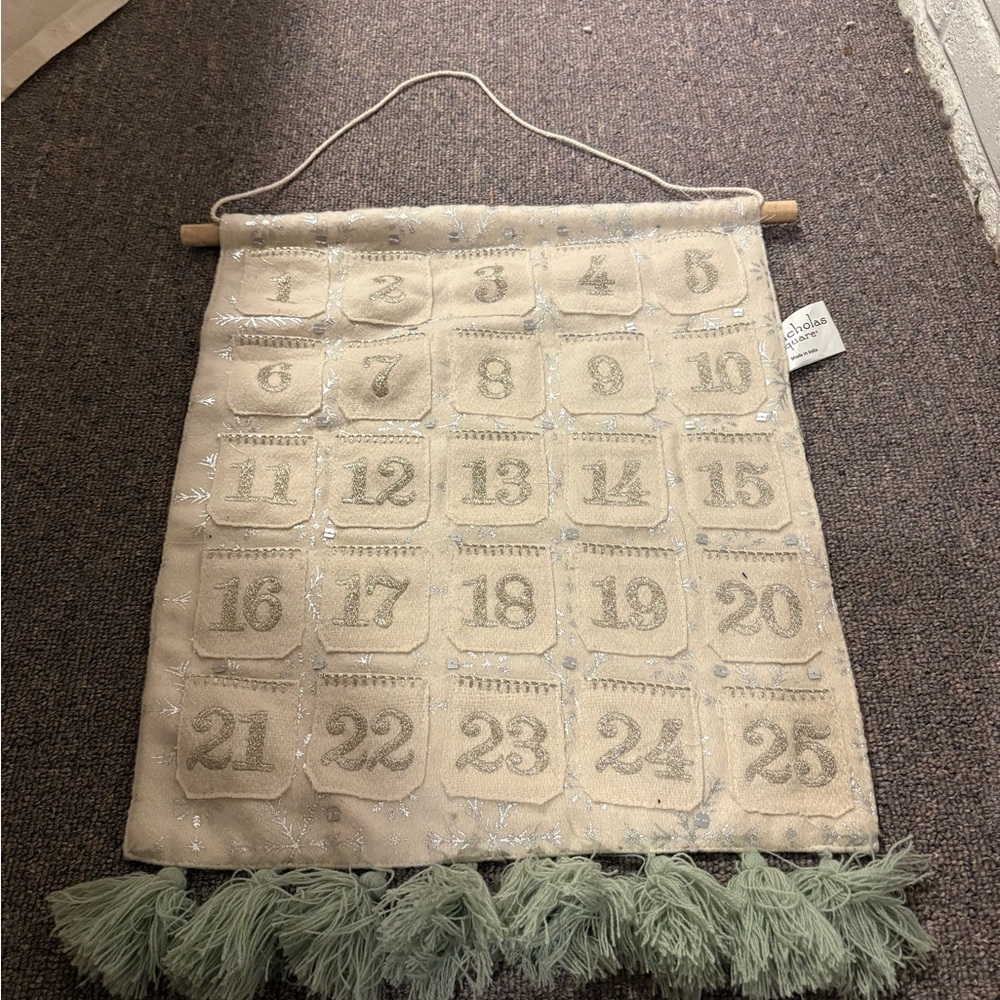 New Cream and Green Advent Pocket Calendar
